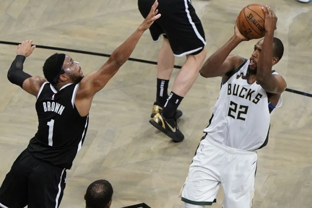  浓眉哥攻防一体湖人击败勇士迎来关键卡位战